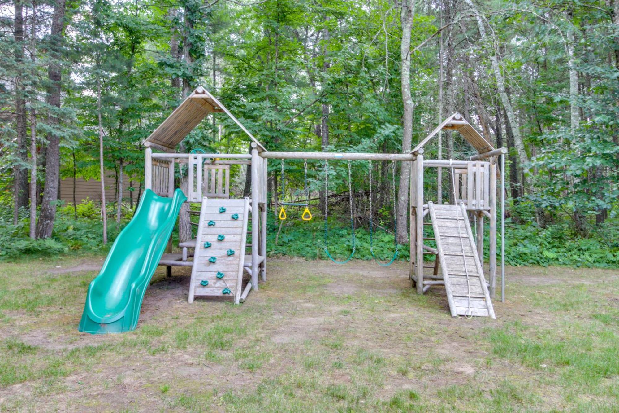 Beautiful Breezy Point Home With Beach And Dock! Pequot Lakes Exterior photo